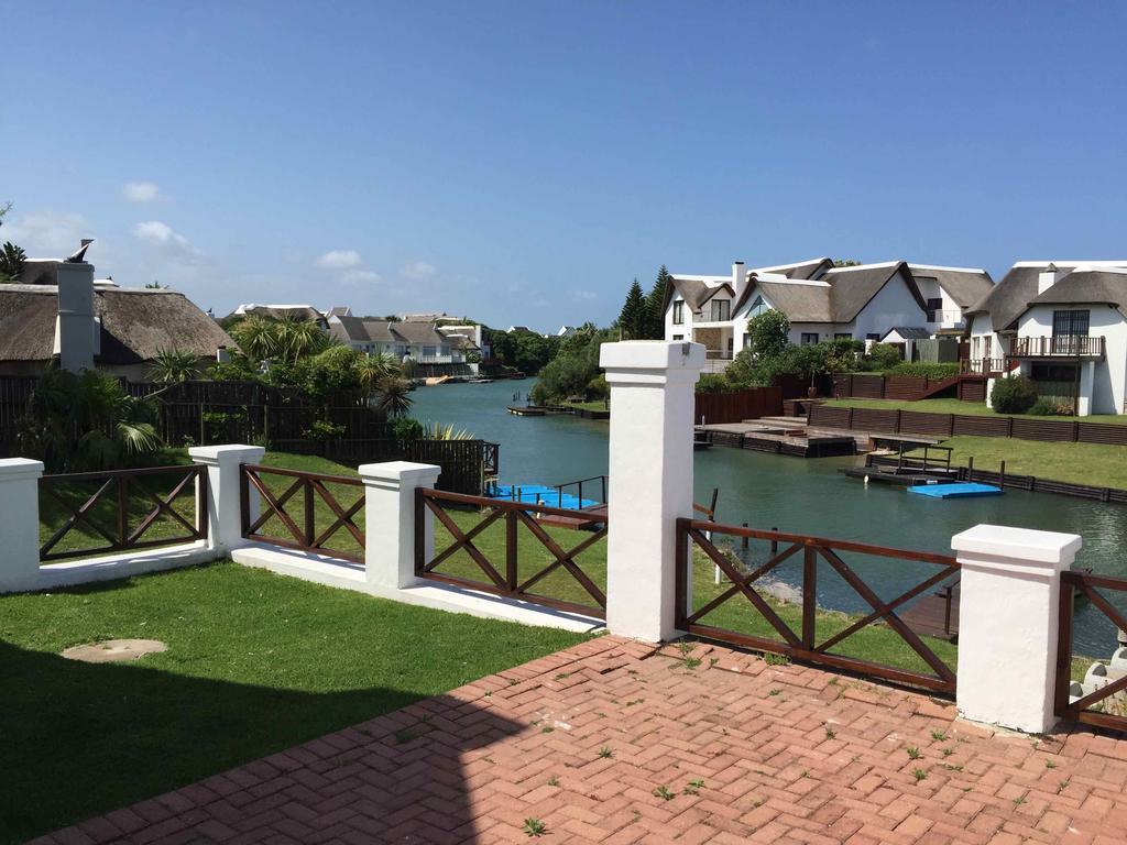 Thatch House On The Canals Vila St Francis Bay Exterior foto