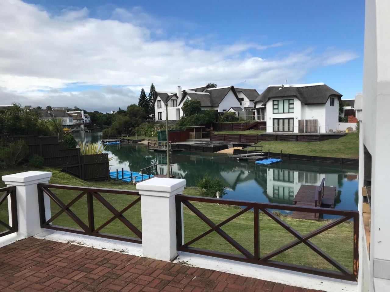 Thatch House On The Canals Vila St Francis Bay Exterior foto